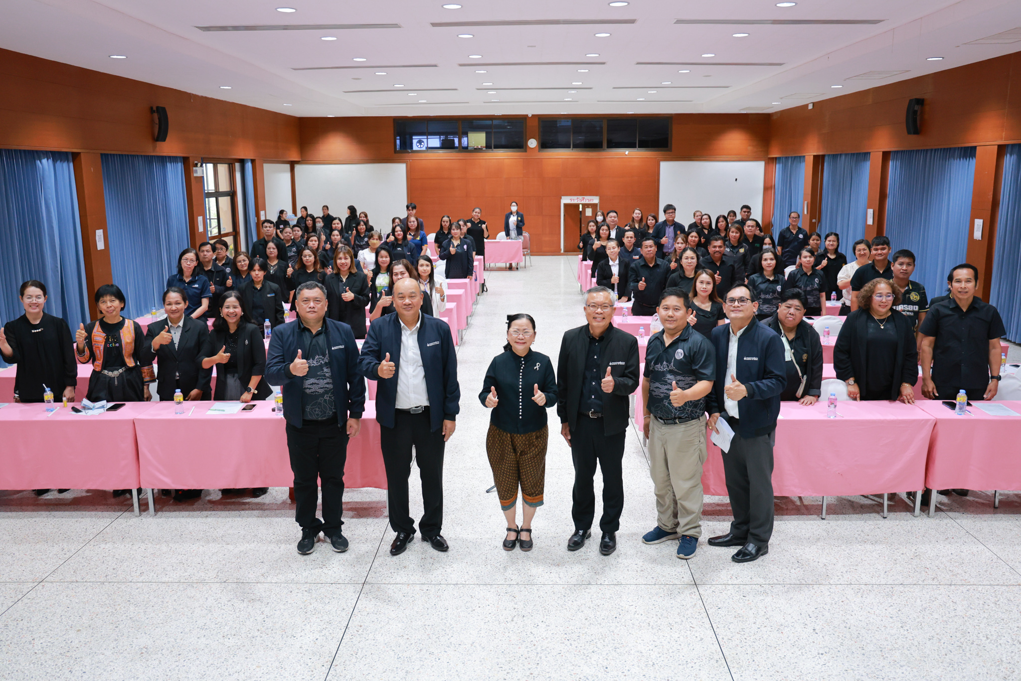 title - ปฏิรูปที่ดินจังหวัด เพชรบุรี มอบหมายให้ นางสาวนงลักษณ์ เล็กน้อย เจ้าพนักงานธุรการชำนาญงาน เข้าร่วมงานสัมมนา “การประหยัดพลังงาน ลดการใช้พลังงานในหน่วยงานภาครัฐ” ภายใต้โครงการส่งเสริมการลดการใช้พลังงานในภาครัฐ ประจำปีงบประมาณ พ.ศ. 2569